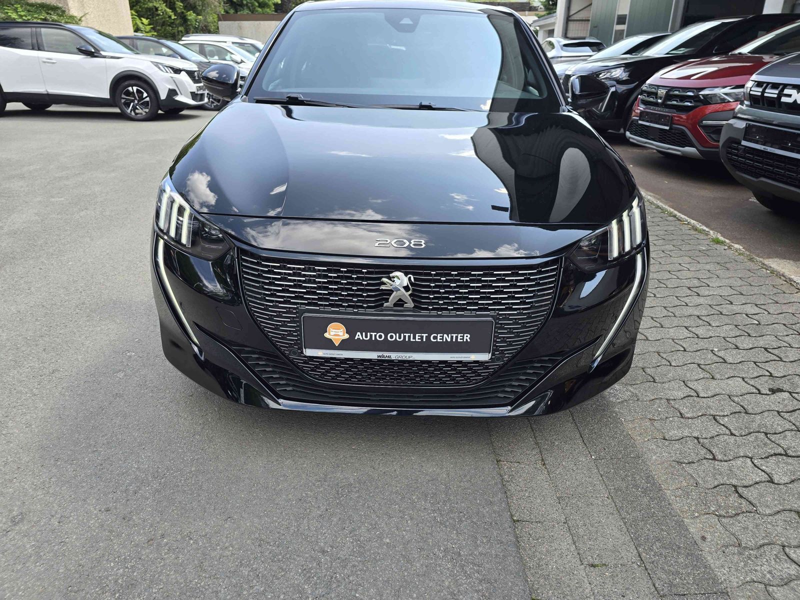 Peugeot 208 GT - Samsaru's Car Outlet