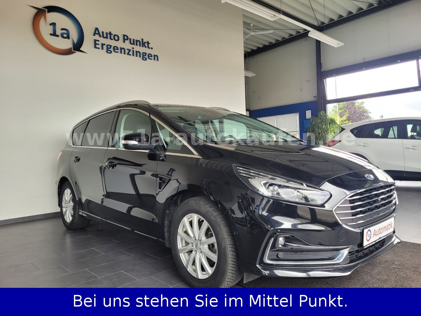 Ford S-Max FHEV Titanium m. Leder/ACC/LED/Kamera