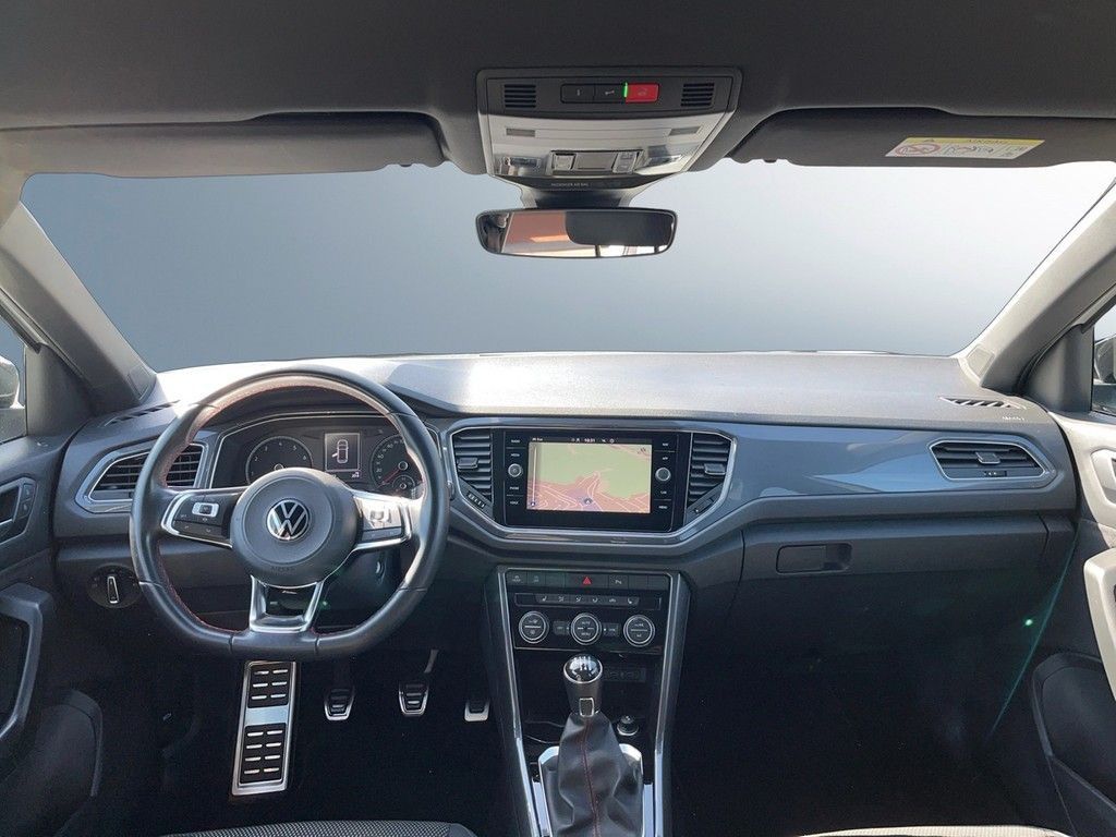 Volkswagen T-Roc 1.5 TSI Sport - Samsaru's Car Outlet