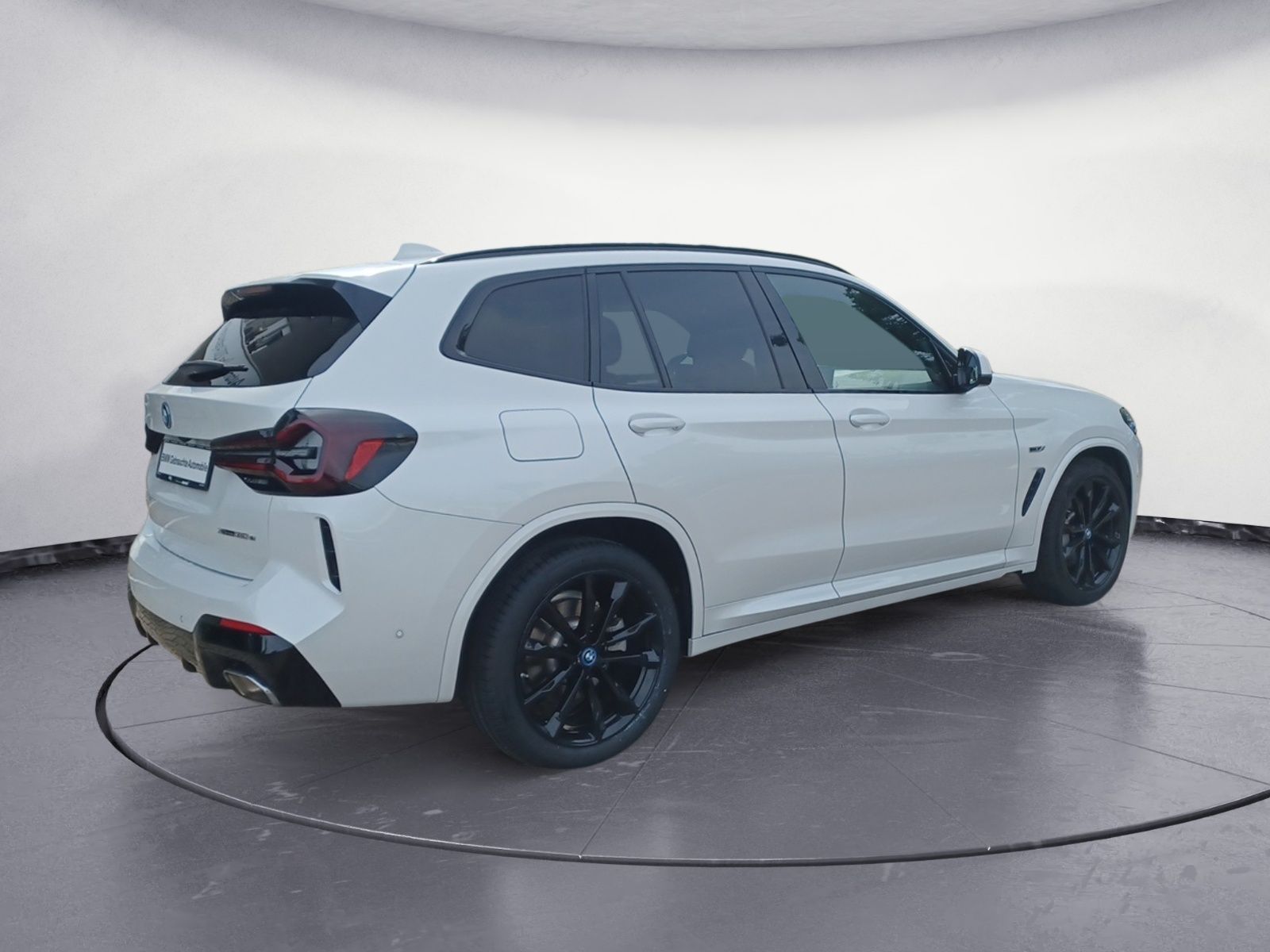 BMW X3 xDrive30e AT M Sport Shadow - Samsaru's Car Outlet