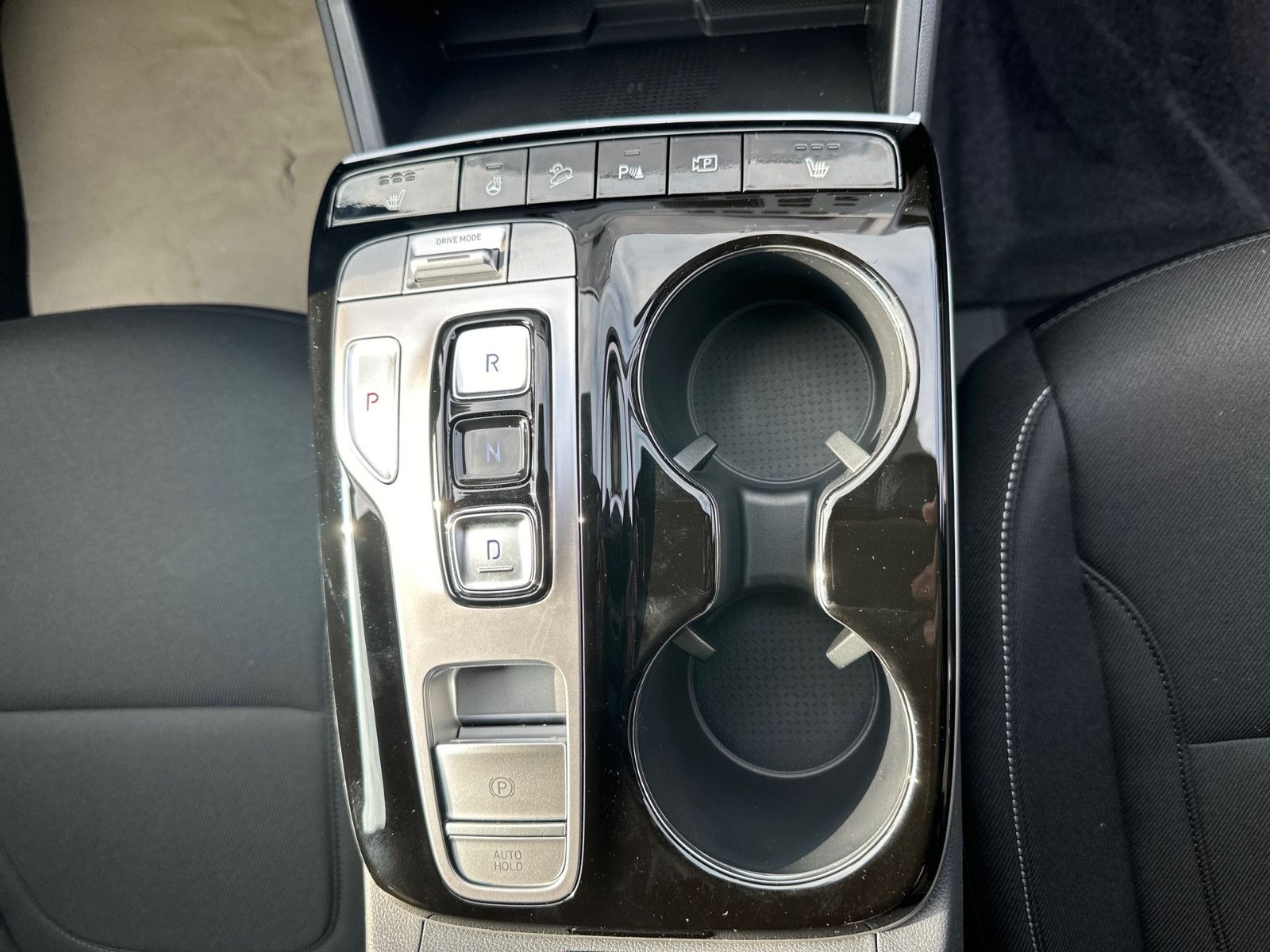 Hyundai TUCSON 1.6 T-GDI 2WD HEV HYBRID ADVANTAGE - Samsaru's Car Outlet
