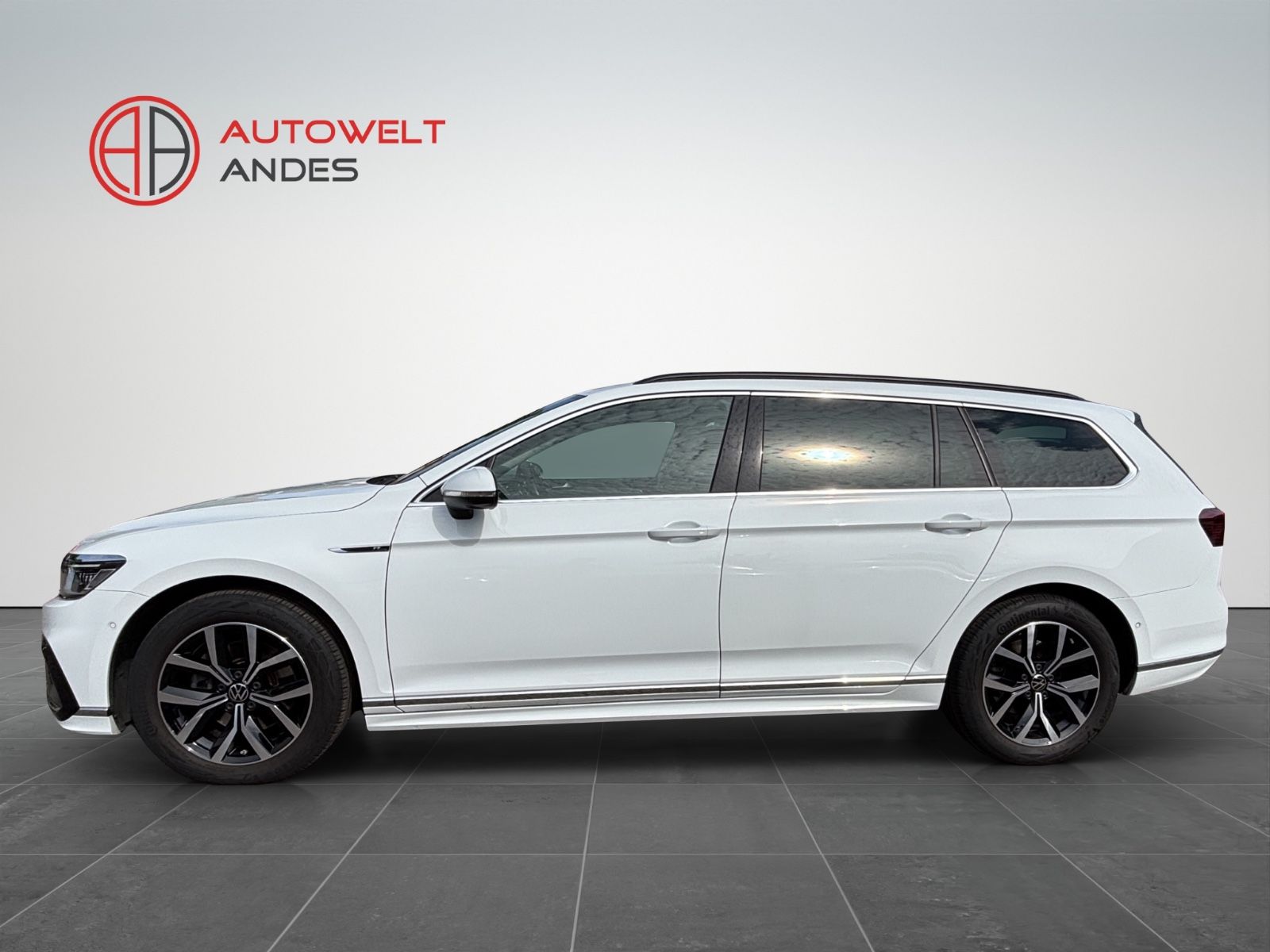 Volkswagen Passat Var. R Line - Samsaru's Car Outlet