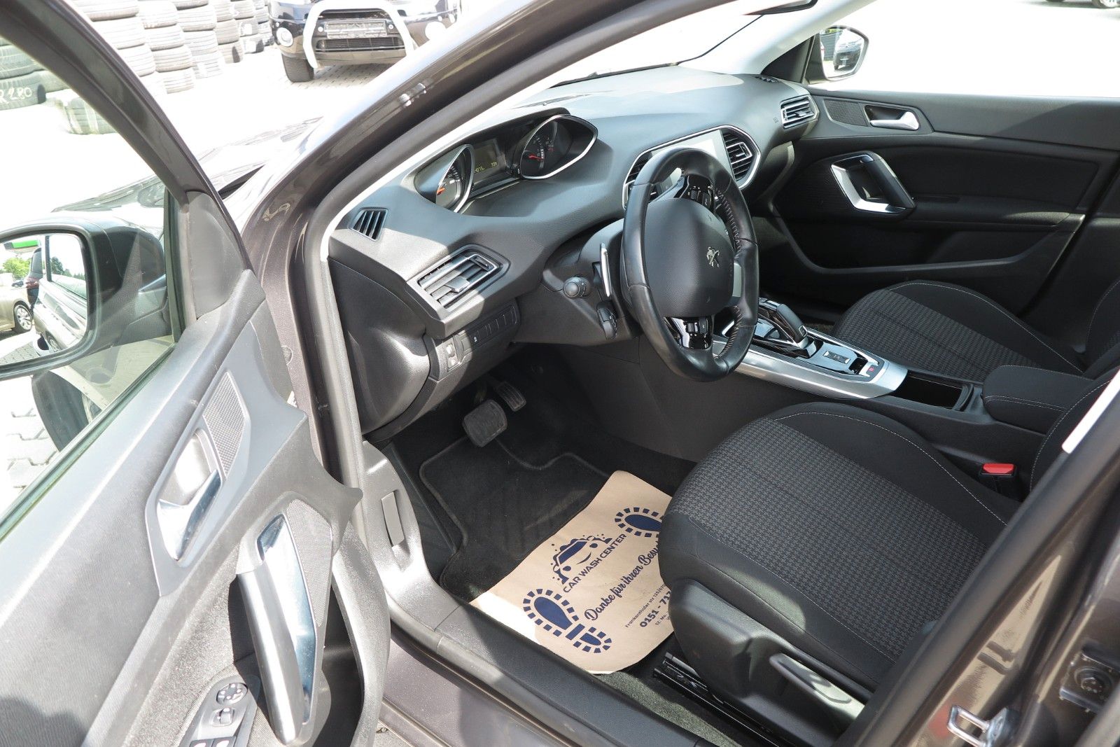 Peugeot 308 Active - Samsaru's Car Outlet