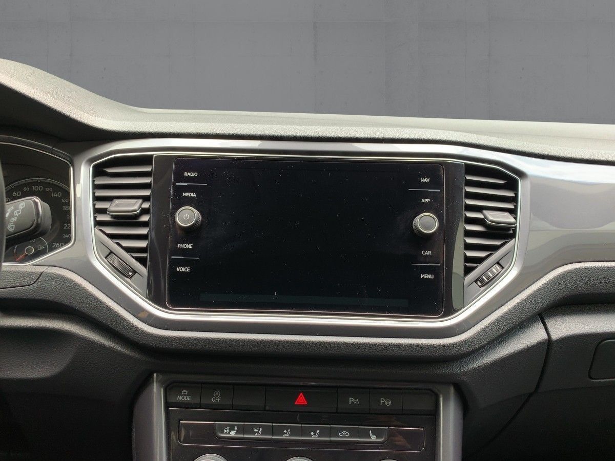 Volkswagen T-Roc 1.5 TSI DSG R-LINE - Samsaru's Car Outlet