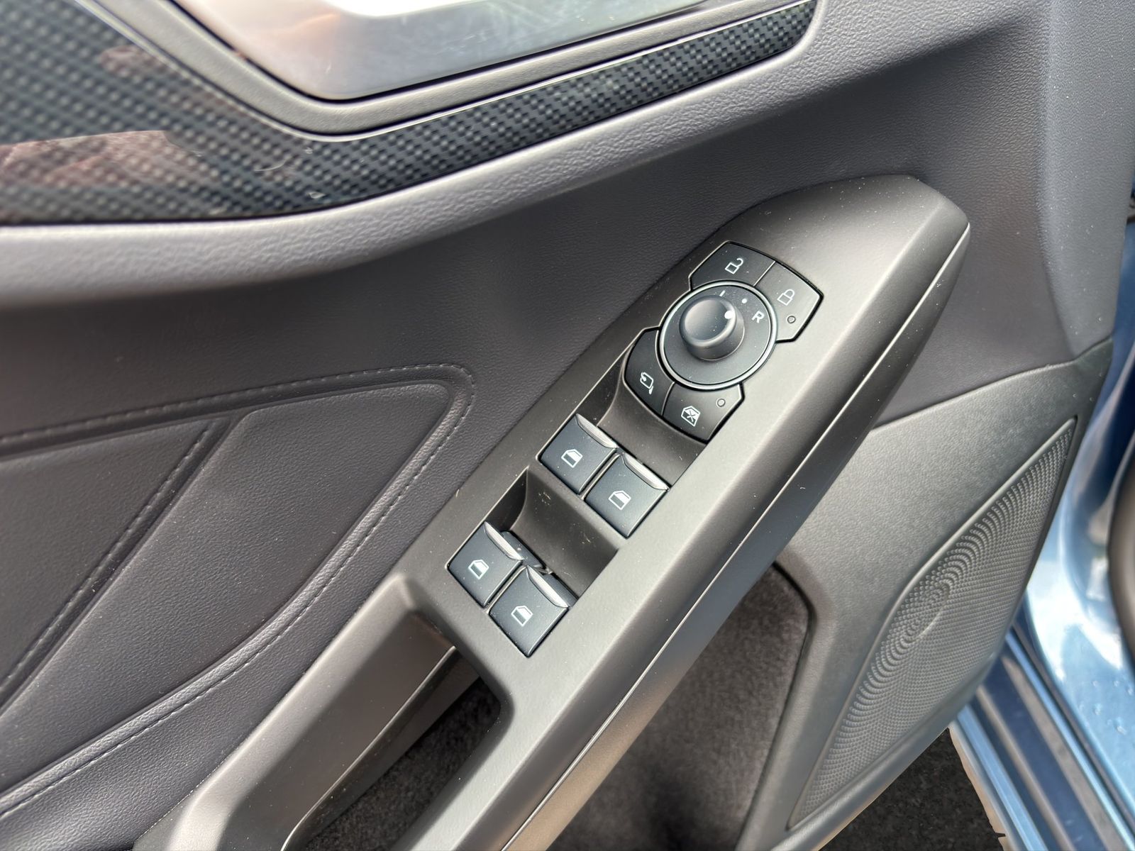 Ford Focus ST-Line Turnier Aut.*ACC*KAM*NAVI*LED*WINT