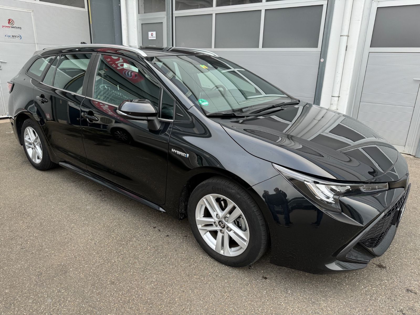 Toyota Corolla Touring Sports Hybrid Comfort - Samsaru's Car Outlet
