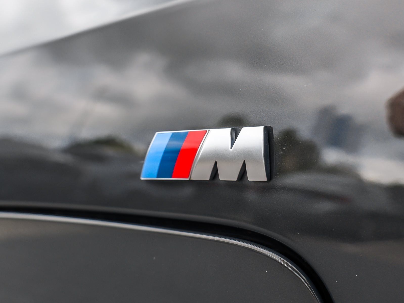 BMW 330e xDrive Touring M Sport HUD PANO ACC AHK LM