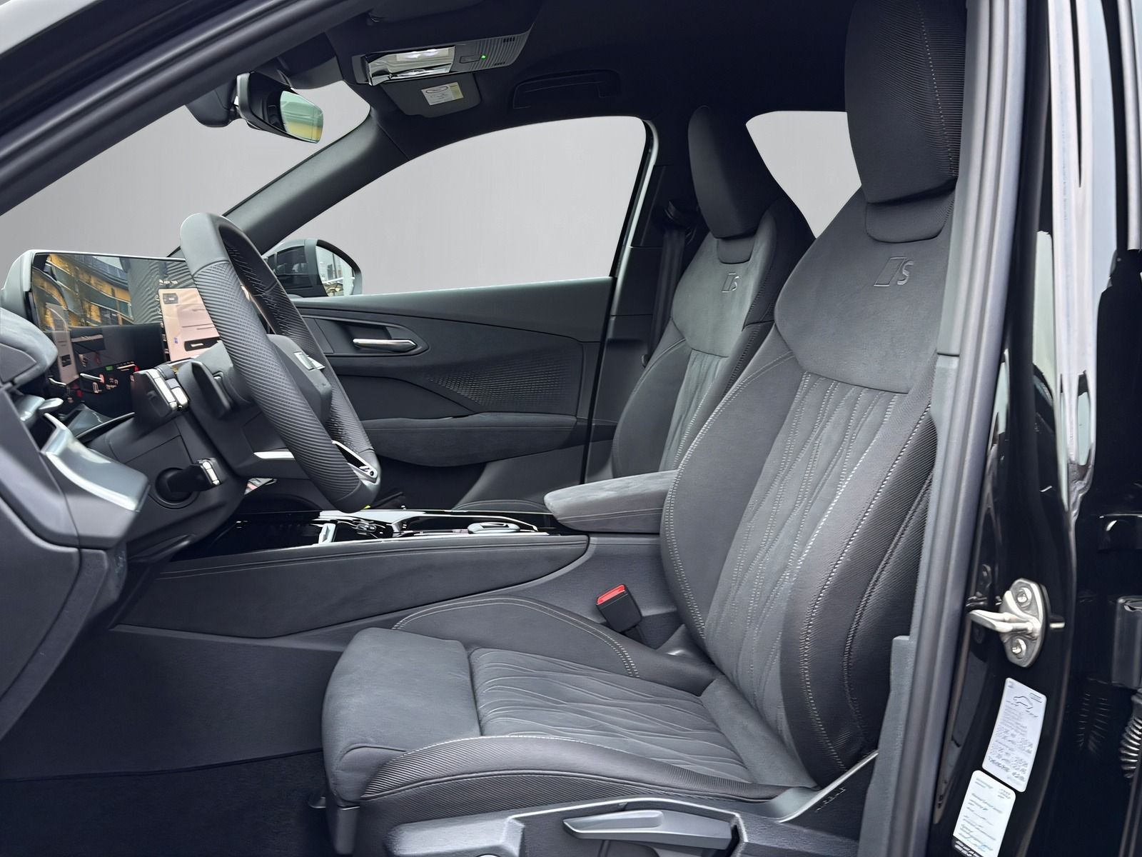 Audi Q3 TFSI KAMERA+TECH PLUS+AHK+ACC+BT+S-LINE+