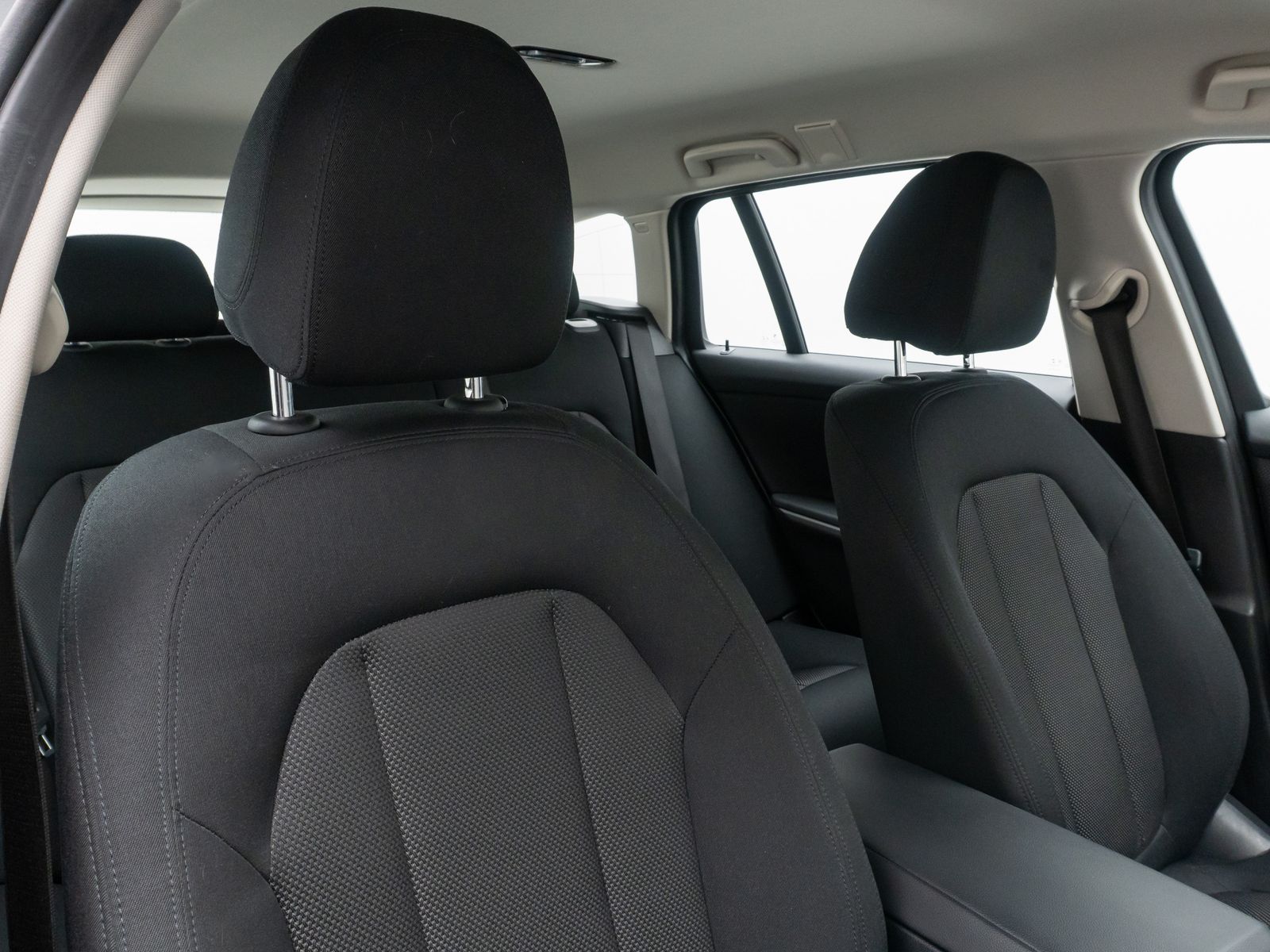 BMW 320d Advantage - Samsaru's Car Outlet