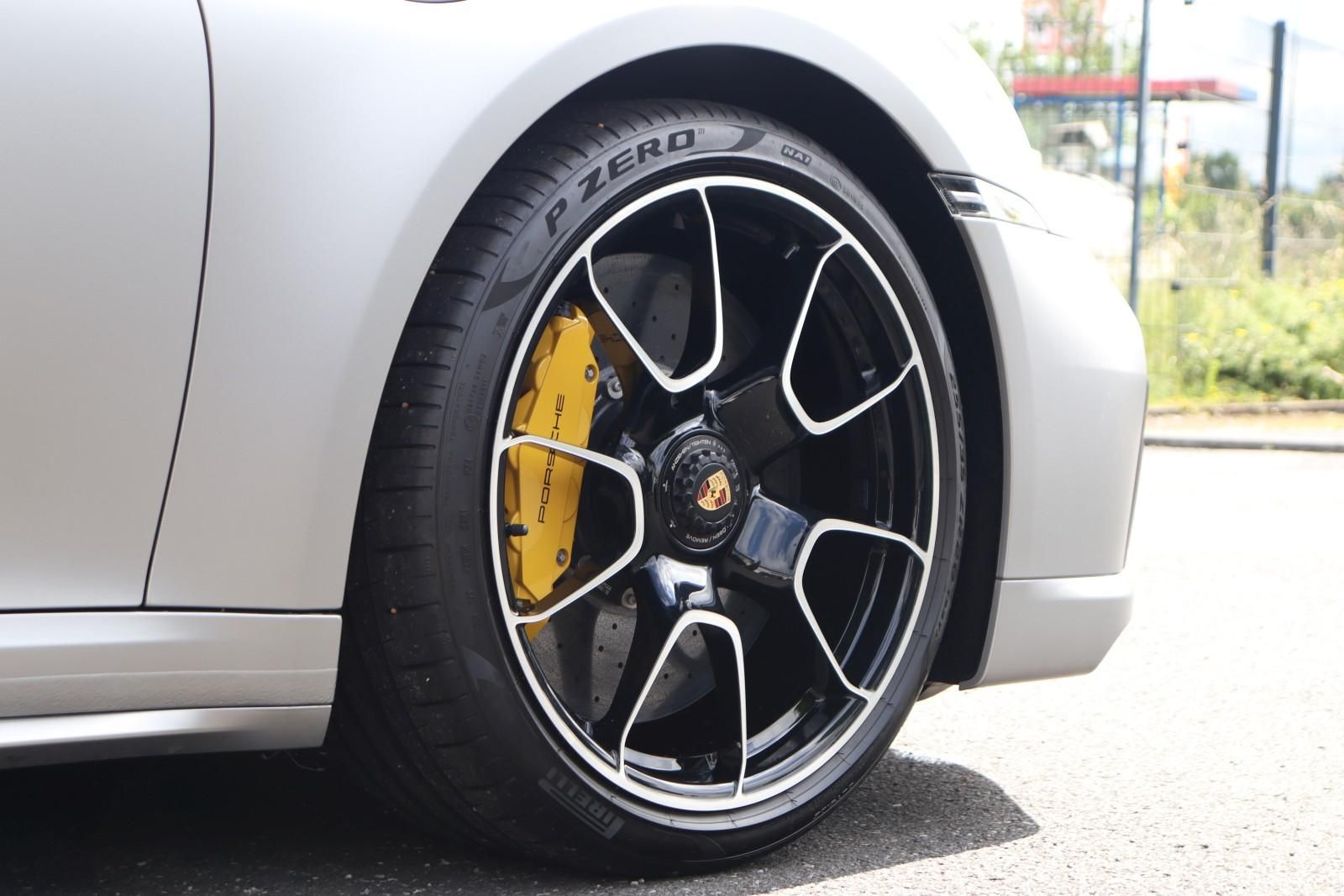 Porsche 992 Turbo S Cabrio +LIFT+NACHTSICHT+SITZBELÜFTUN