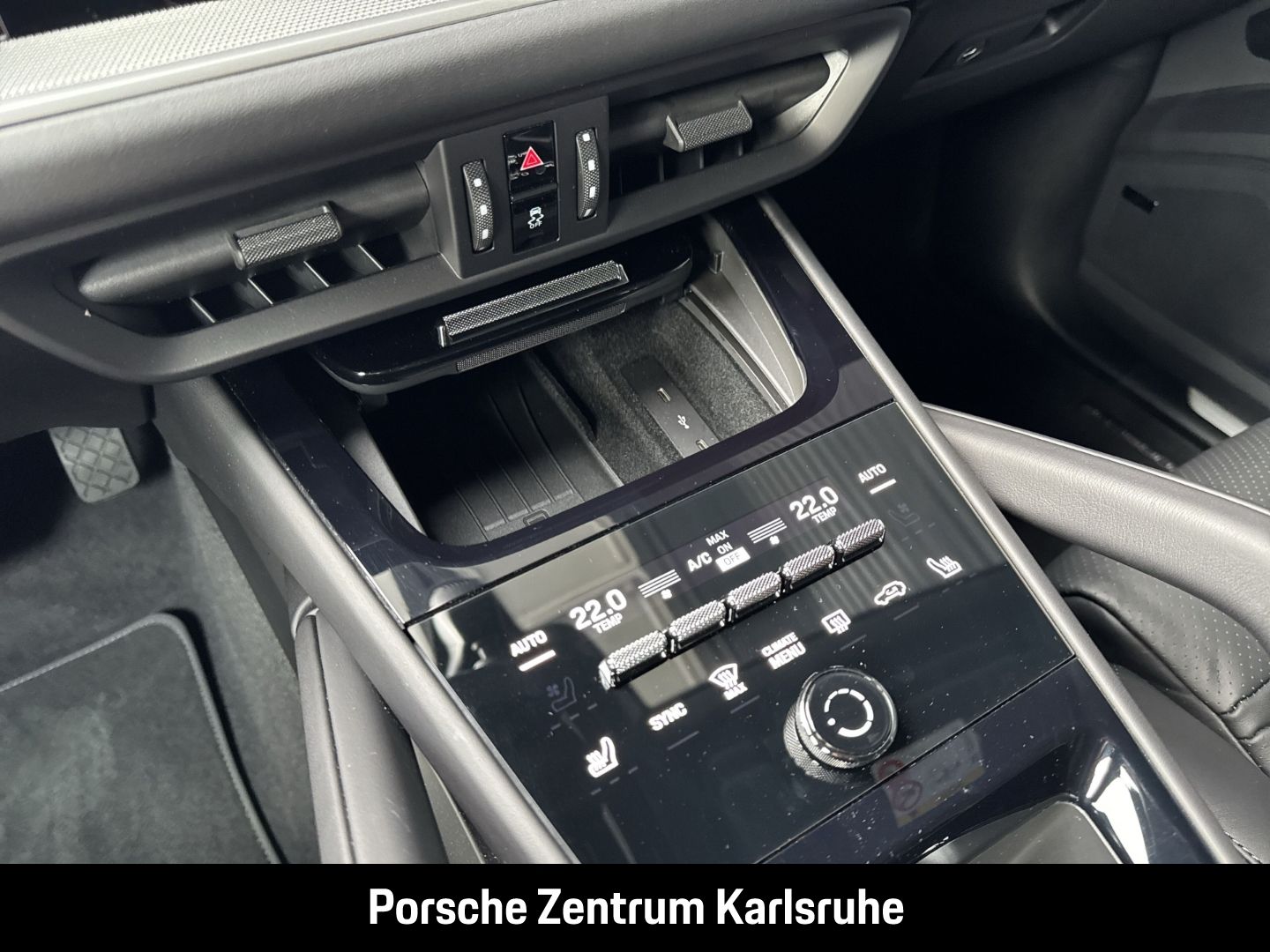 Porsche Cayenne E-Hybrid BOSE LED-Matrix Panoramadach