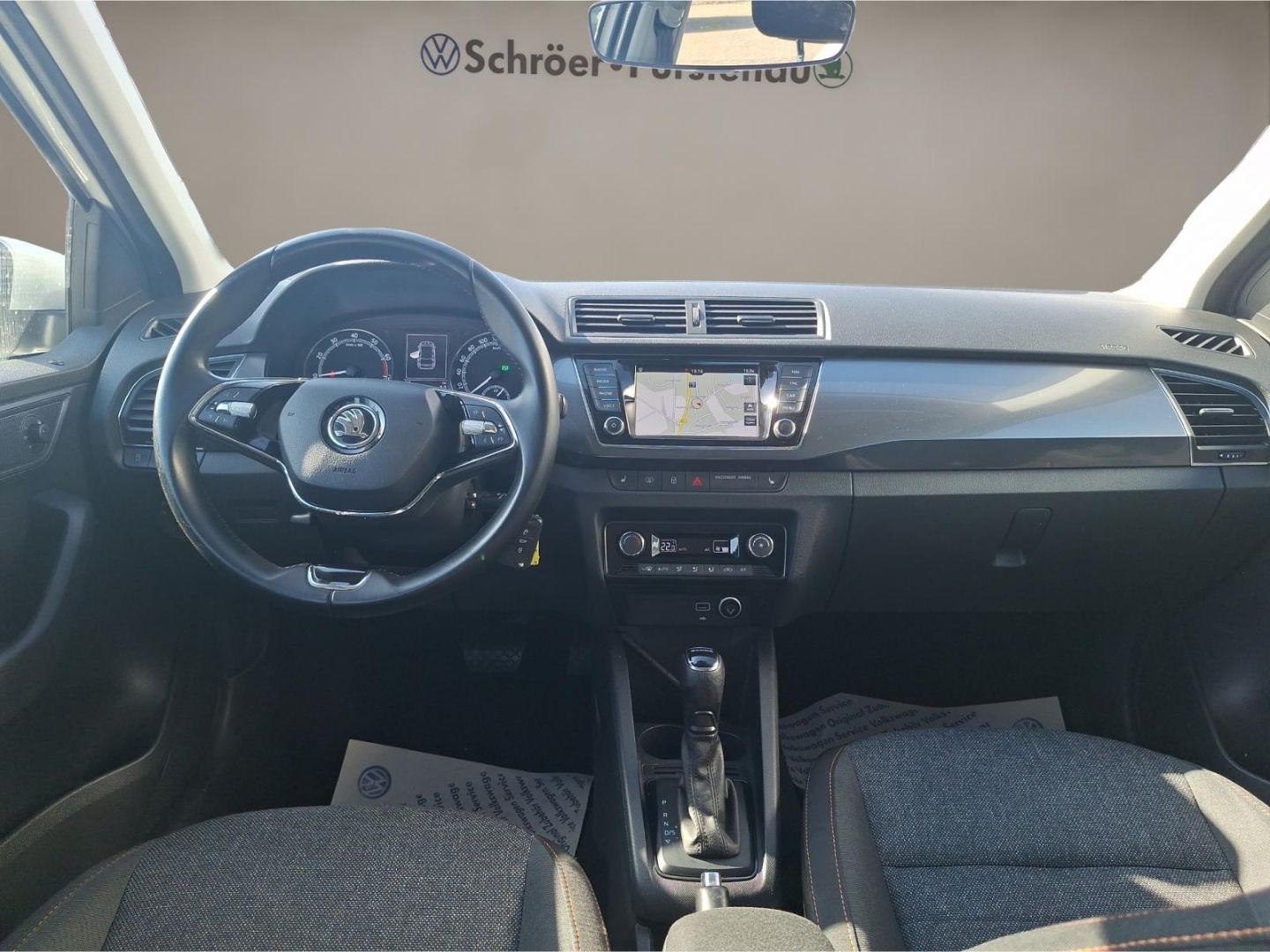 Skoda Fabia Combi 1.0 TSI DSG - Samsaru's Car Outlet