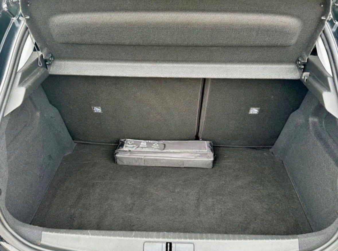 Opel Corsa F Elegance - Samsaru's Car Outlet