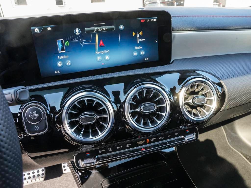 Mercedes-Benz CLA 250 4M AMG-LINE PREMIUM - Samsaru's Car Outlet