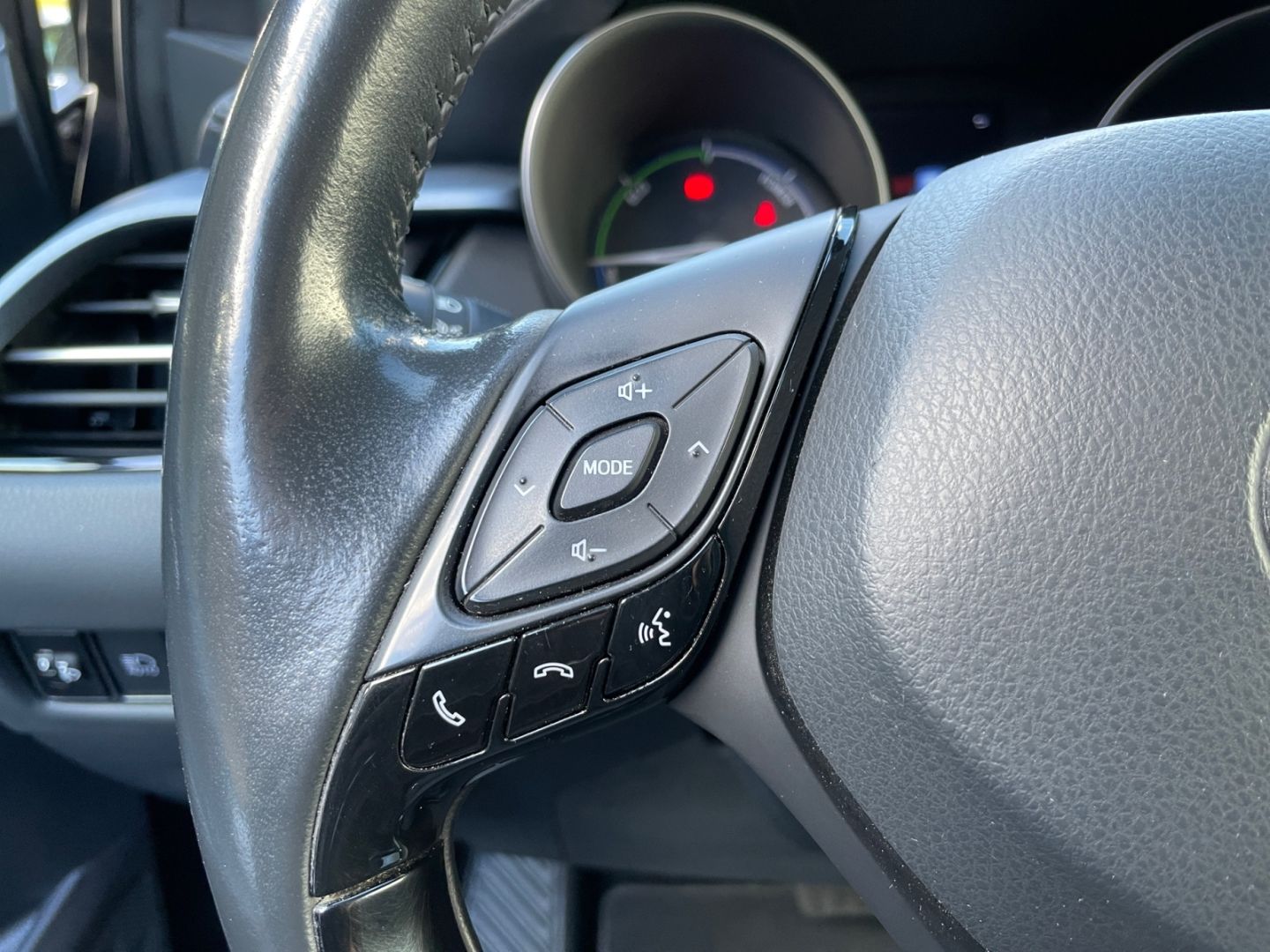 Toyota C-HR 2.0 Hybrid Team D *LED*ACC*CarPlay*CAM*SHZ*
