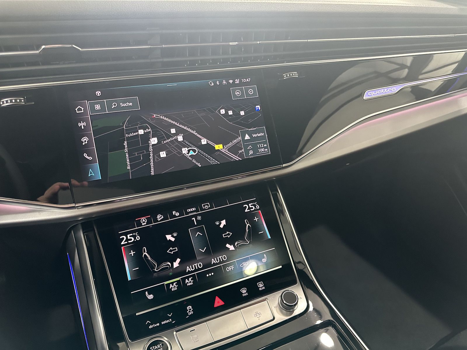 Audi Q8 45 Tdi quattro S Line - Samsaru's Car Outlet