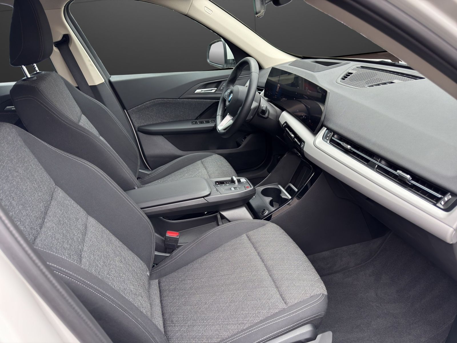BMW X1 xDrive23i - Samsaru's Car Outlet