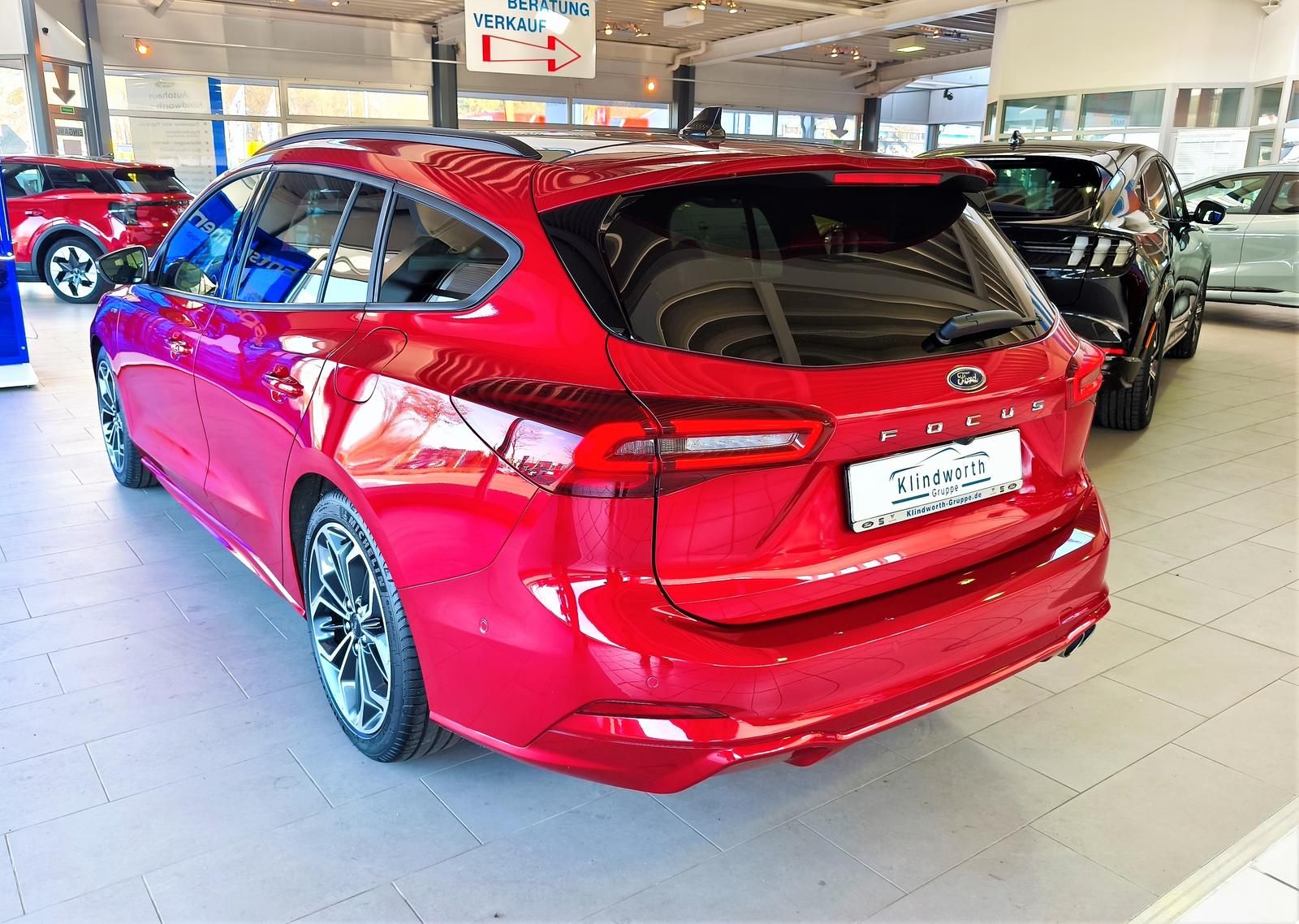 Ford Focus Turnier 1.5 E.Blue Aut. ST-Line X Pano,B&O