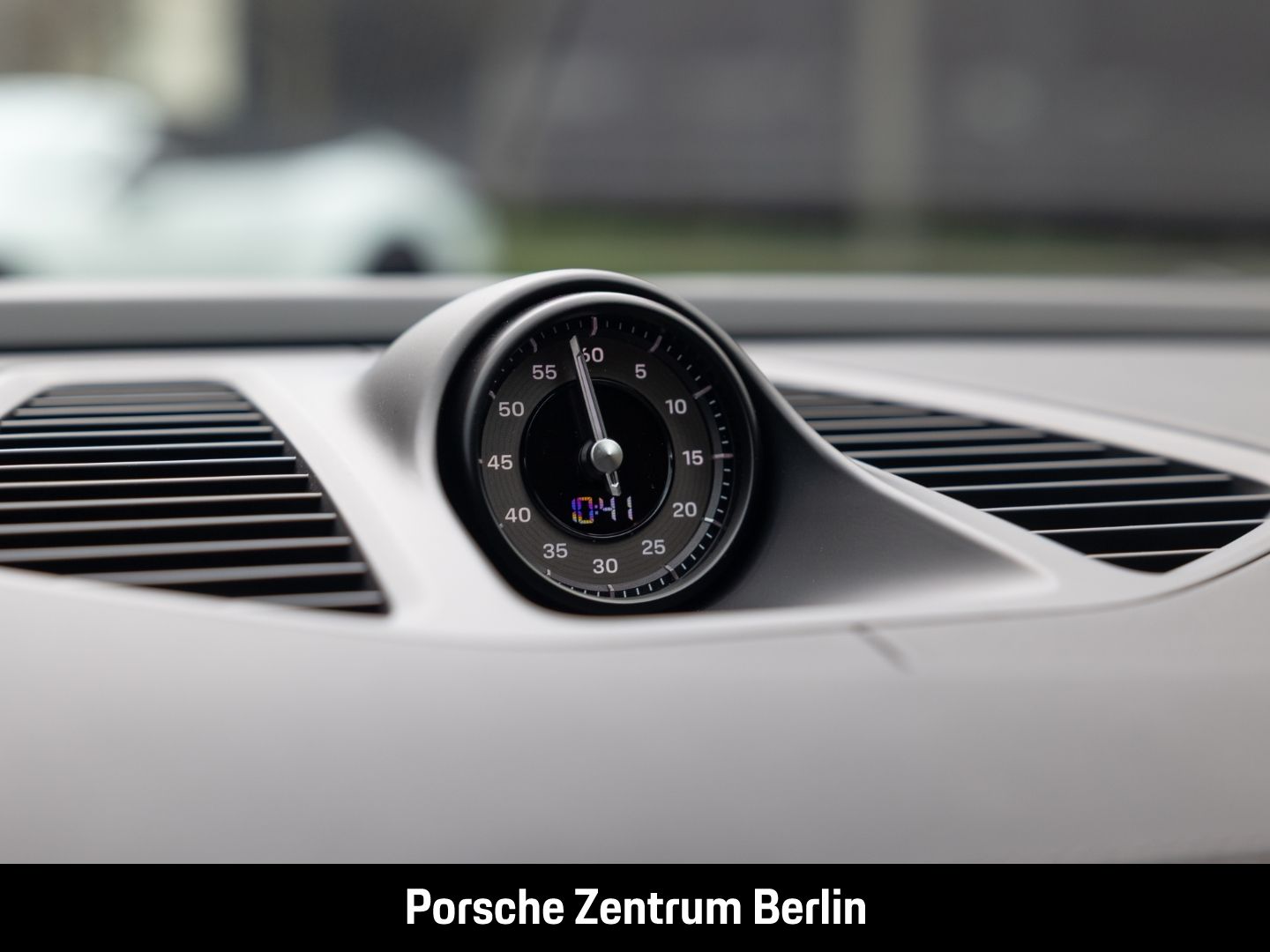 Porsche Macan Turbo HA-Lenkung Surround View 21-Zoll