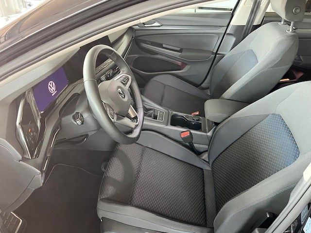 Volkswagen Golf VIII 1.5 TSI Lim. United - Samsaru's Car Outlet