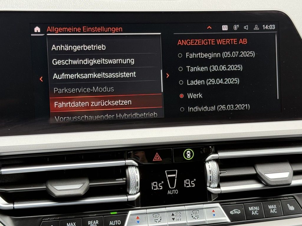 BMW 330 e Touring Aut. Advantage - Samsaru's Car Outlet