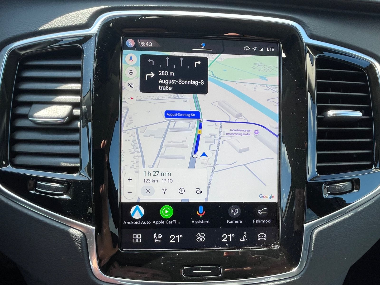 Volvo XC90 T8 AWD PlugIn Plus Dark BLIS H&K Cam 2,49%*