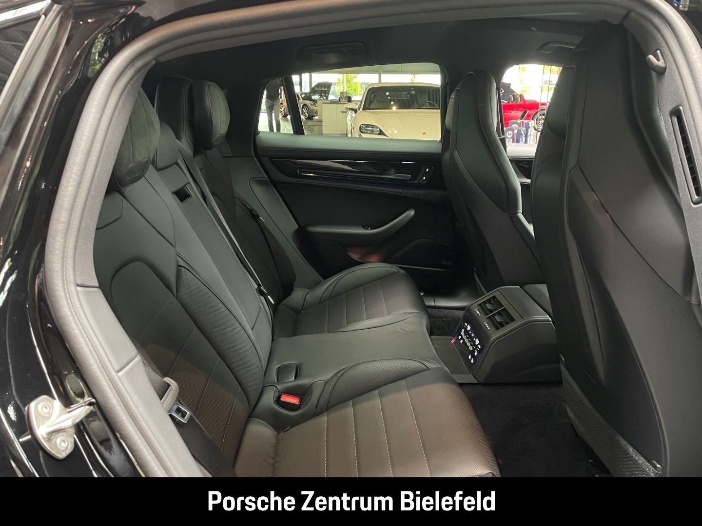 Porsche Panamera 4S E-Hybrid SportDesign Massagesitze
