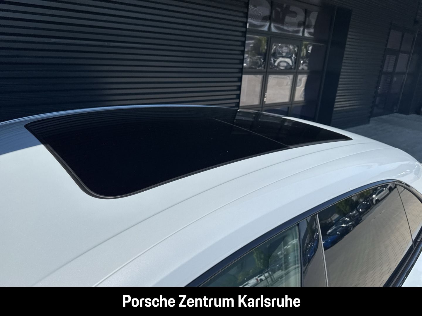 Porsche Macan 4S BOSE Panoramadach Rückfahrkamera LED