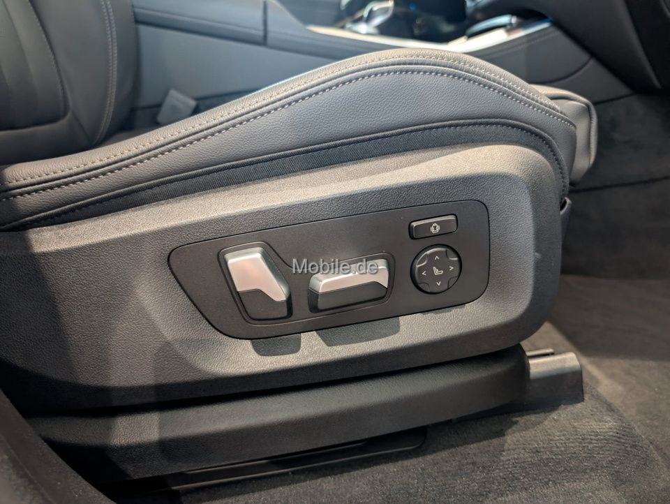 BMW X5 xDrive45e X-Line AHK Memory vorn Sportsitze