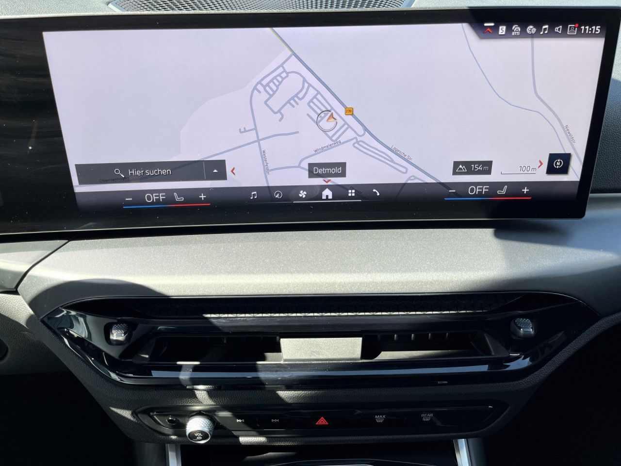 BMW 330e Touring HUD H/K DAB SHZ PA+ St+GO adLED 18"