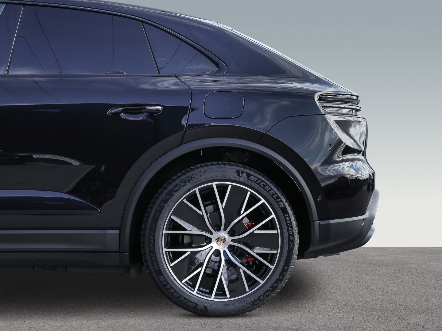 Porsche Macan 4S Surround-View LED-Matrix Abstandstempom