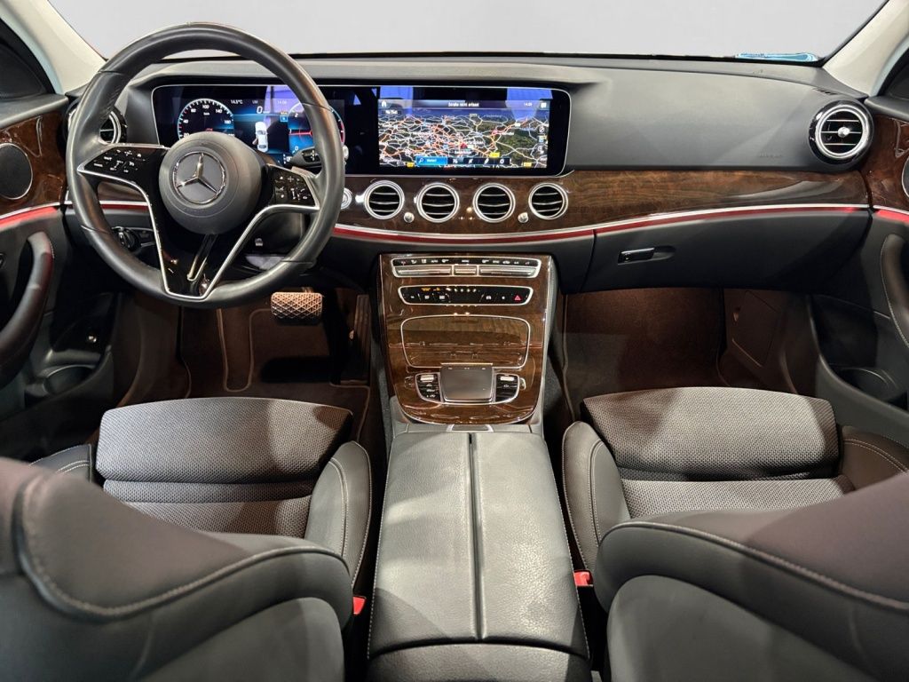 Mercedes-Benz E 220 d Lim AVANTGARDE|KAM|LED|PARKTRONIC|AMBI