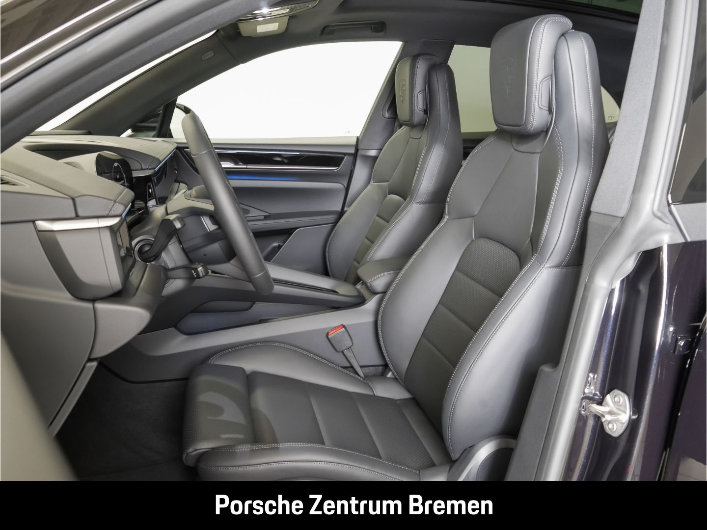 Porsche Macan 4 - Samsaru's Car Outlet