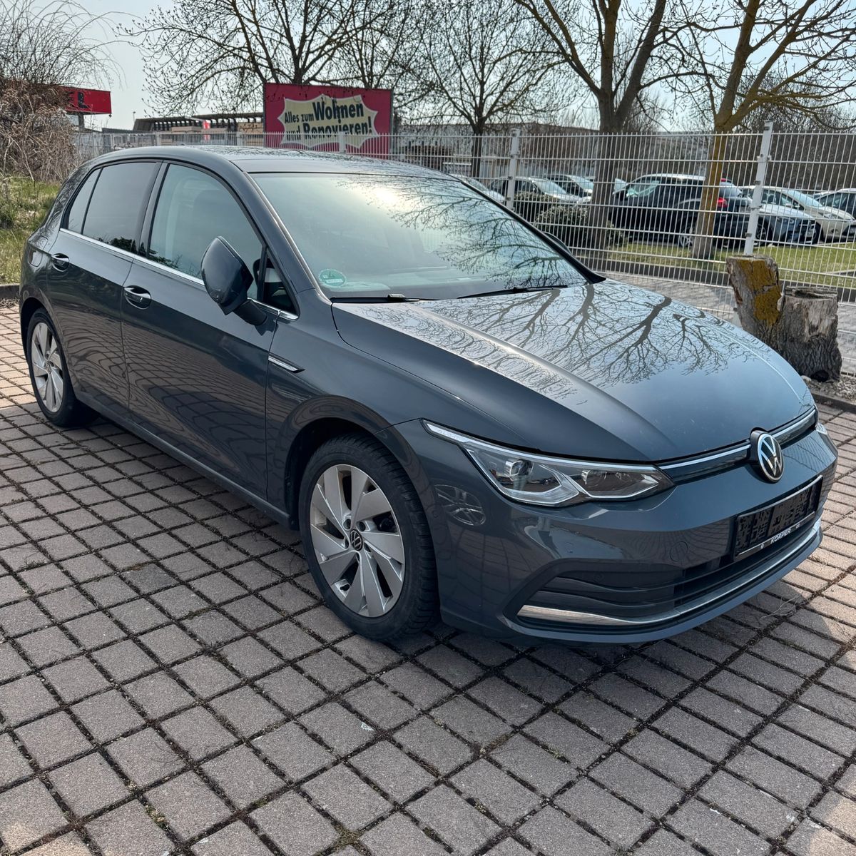 Volkswagen Golf VIII Lim. Style 1.5 eTSI - Samsaru's Car Outlet