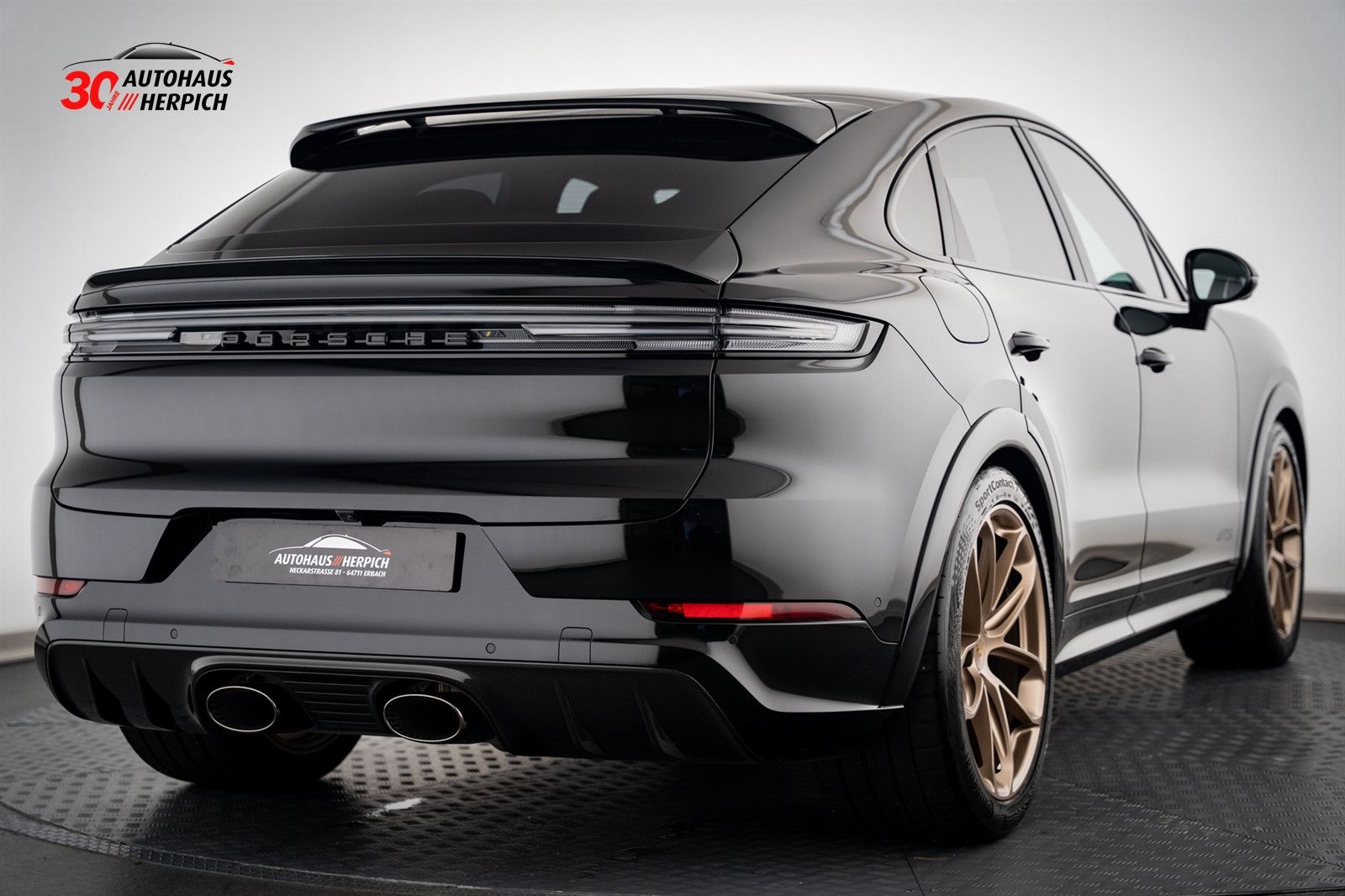Porsche Cayenne GTS Coupé 22" Sport-Paket PDCC HUD HAL