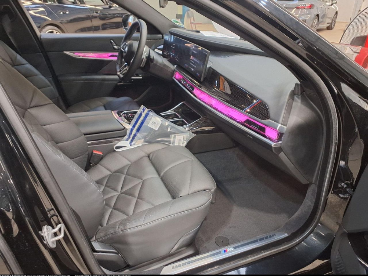 BMW 740d xDr M Sport Fond-Ent,StHz,SkyL,Autobahn,B&W