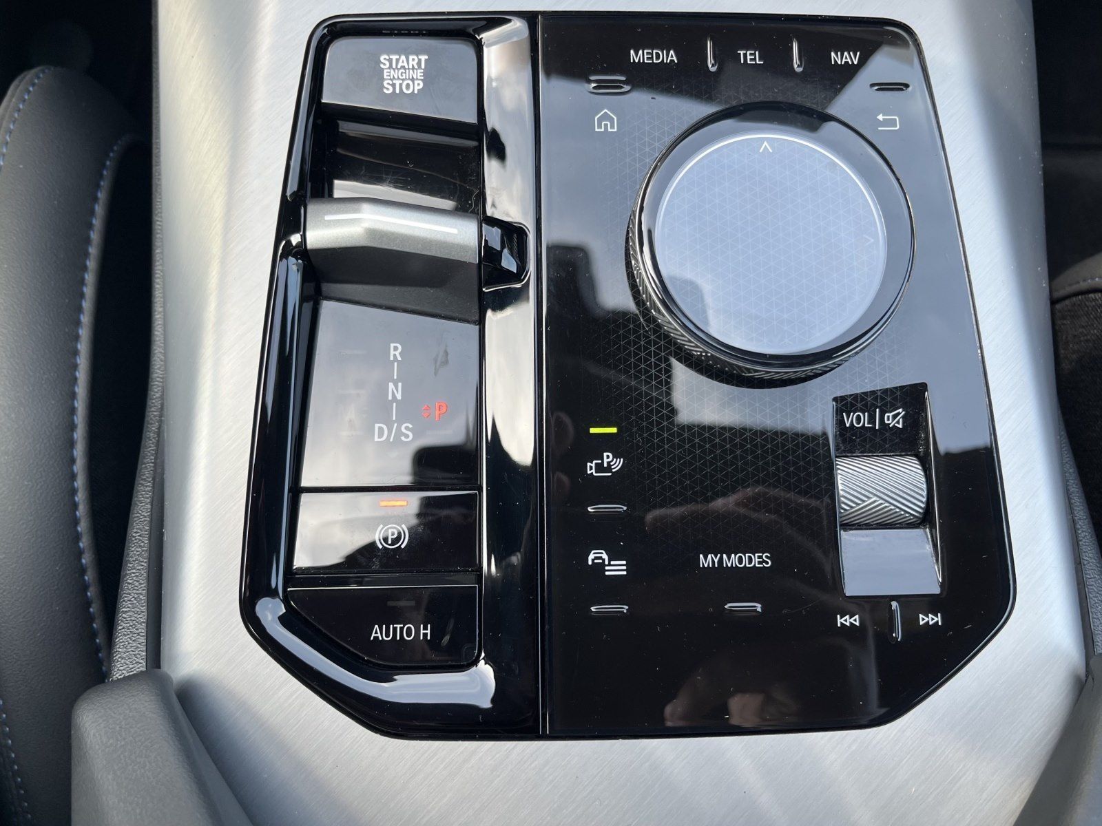 BMW X3 30e xDrive AHK 360° HEAD-UP RFK HIFI LORDOSE