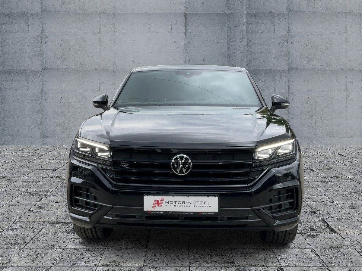 Volkswagen Touareg 3.0 TDI 4M R-LINE - Samsaru's Car Outlet