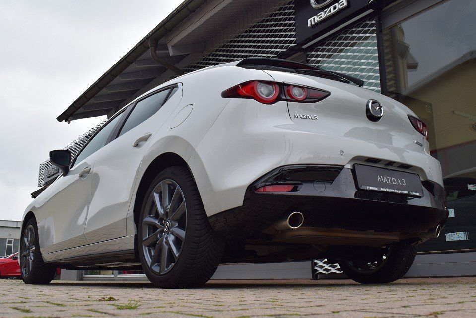 Mazda 3 2.5 140PS 6AG Center-Line Voll-LED Kamera Navi