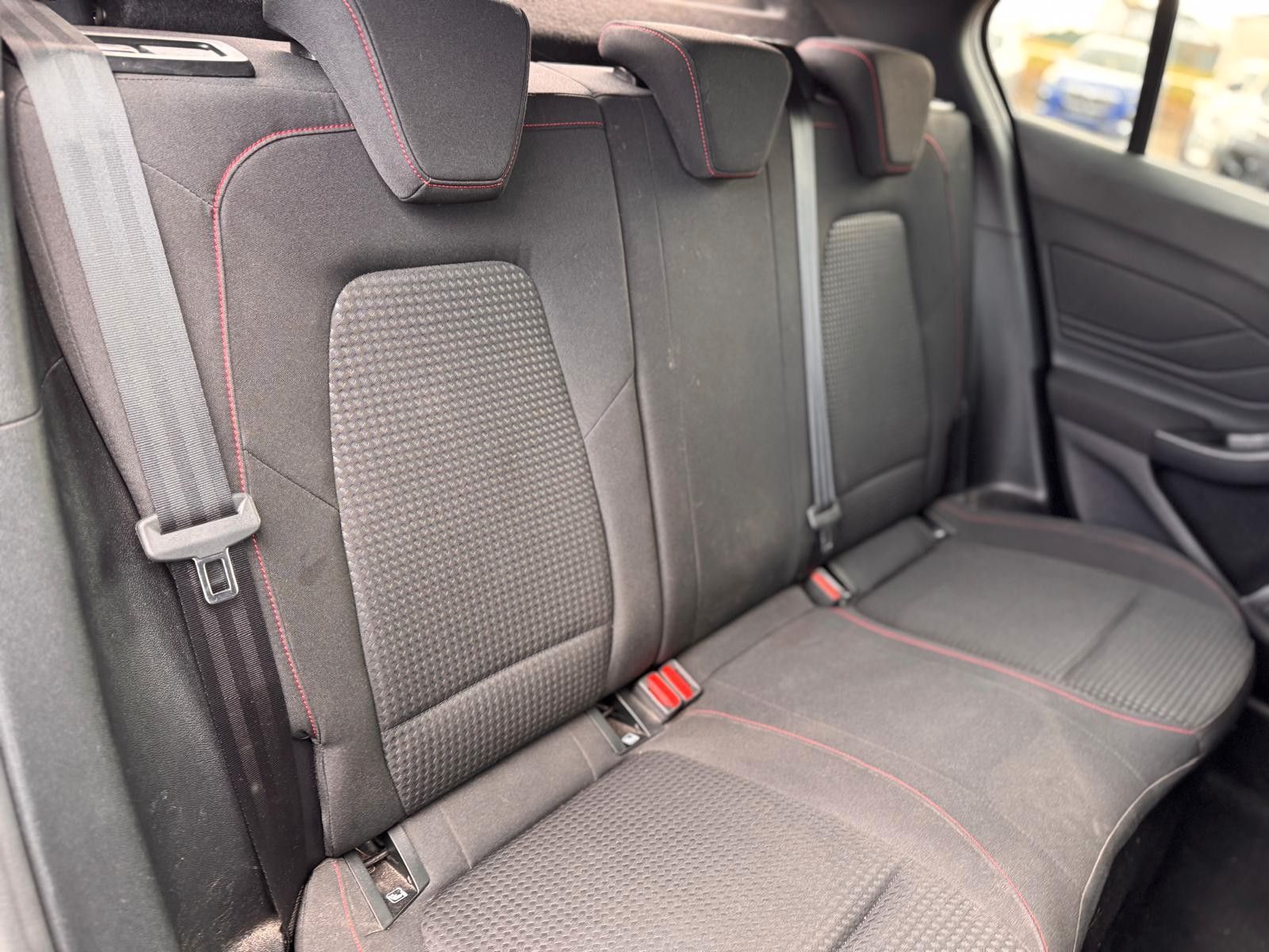 Ford Focus Limousine ST-Line 1.5 ABSTANDSTEMP KAMERA