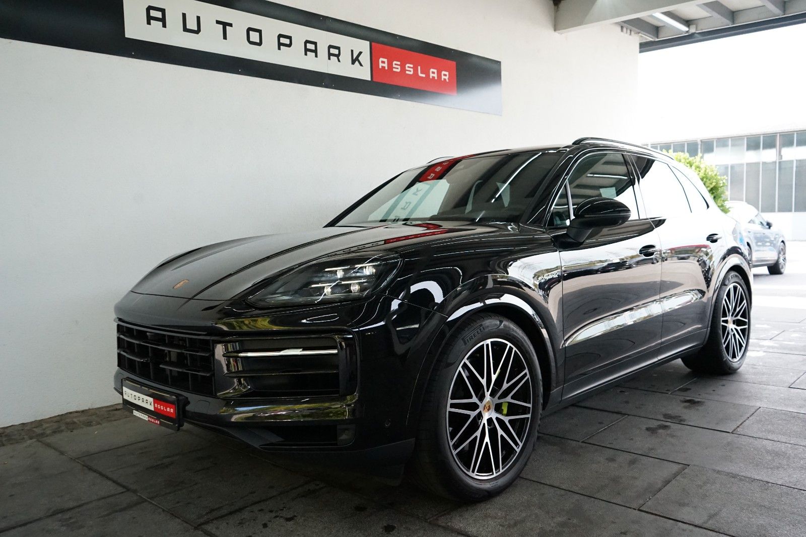 Porsche Cayenne E-Hybrid/P-Display/18W/HeadUP/AHK/HD/360