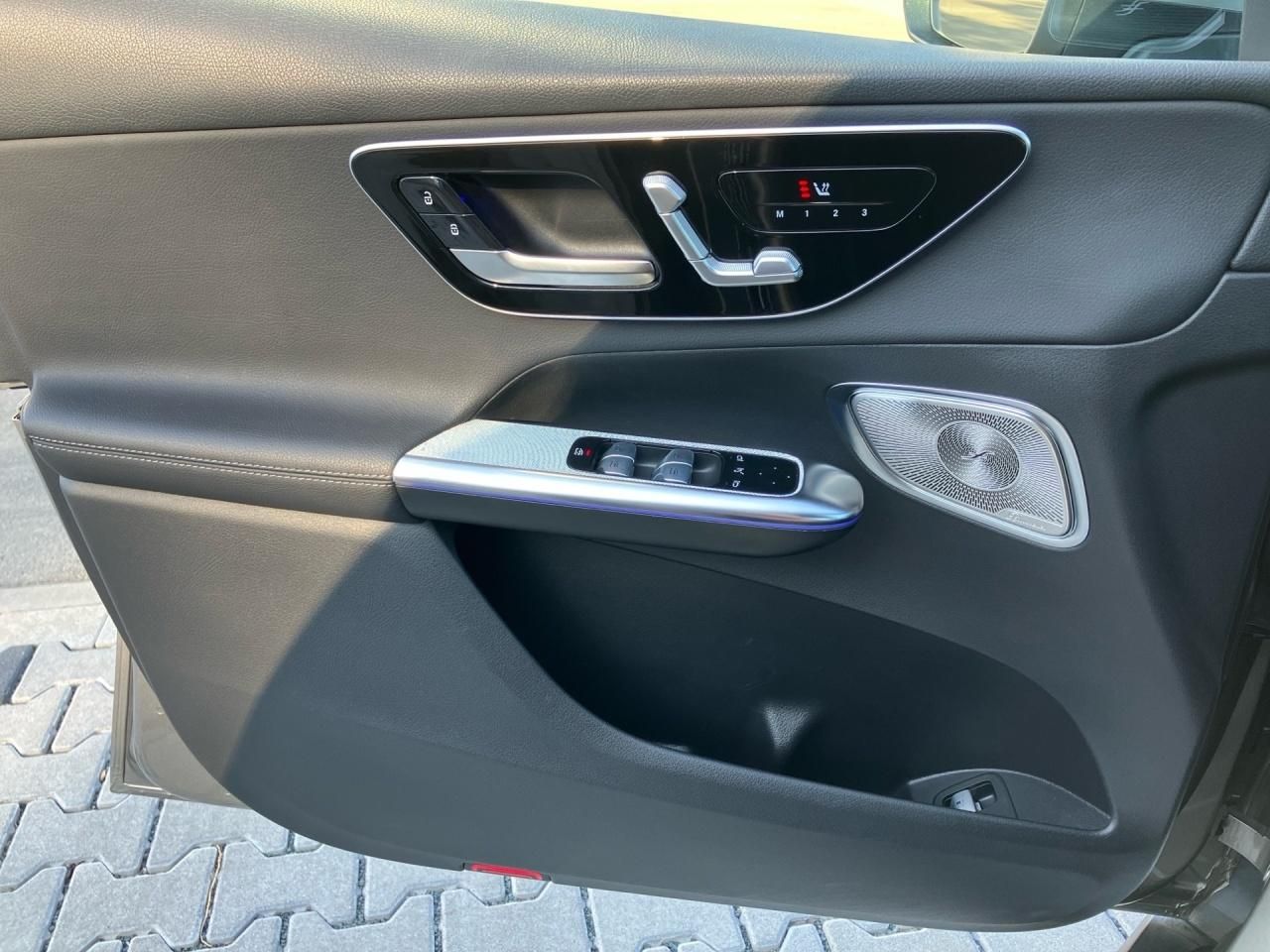 Mercedes-Benz GLC 300 e 4M - Samsaru's Car Outlet