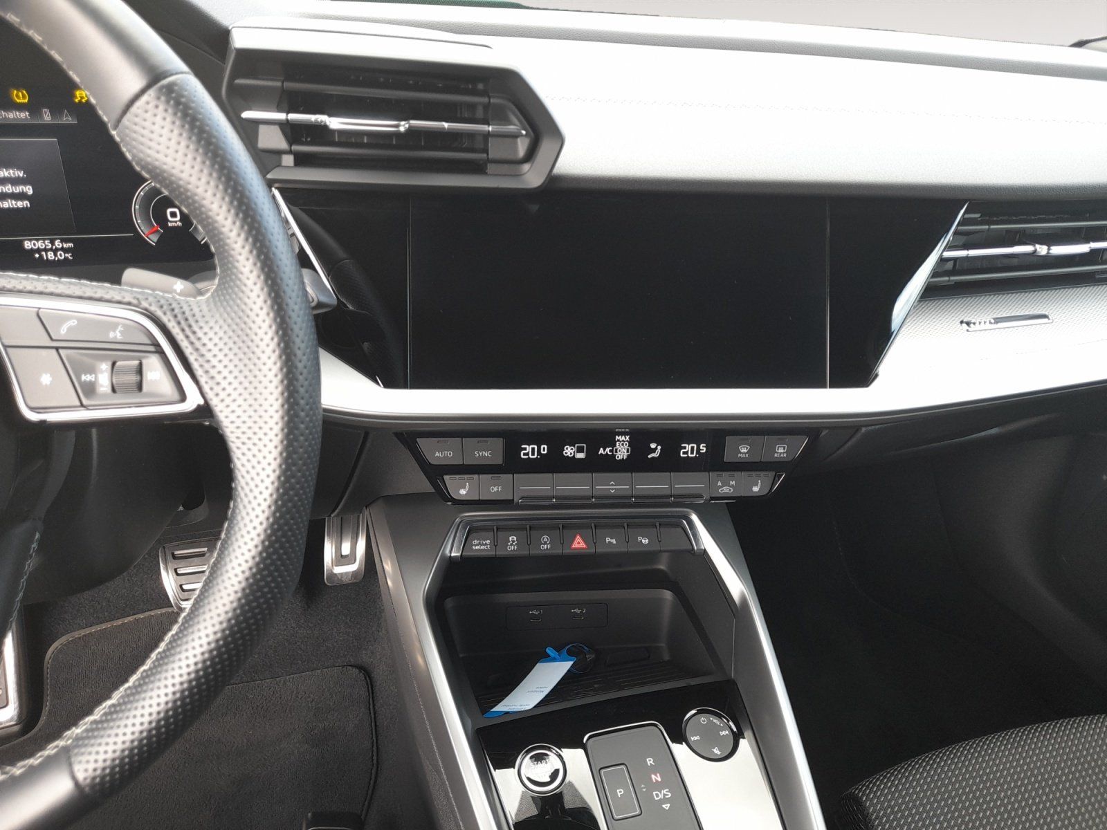 Audi A3 Sportback 30 TFSI S-Line LED SHZ Tempo