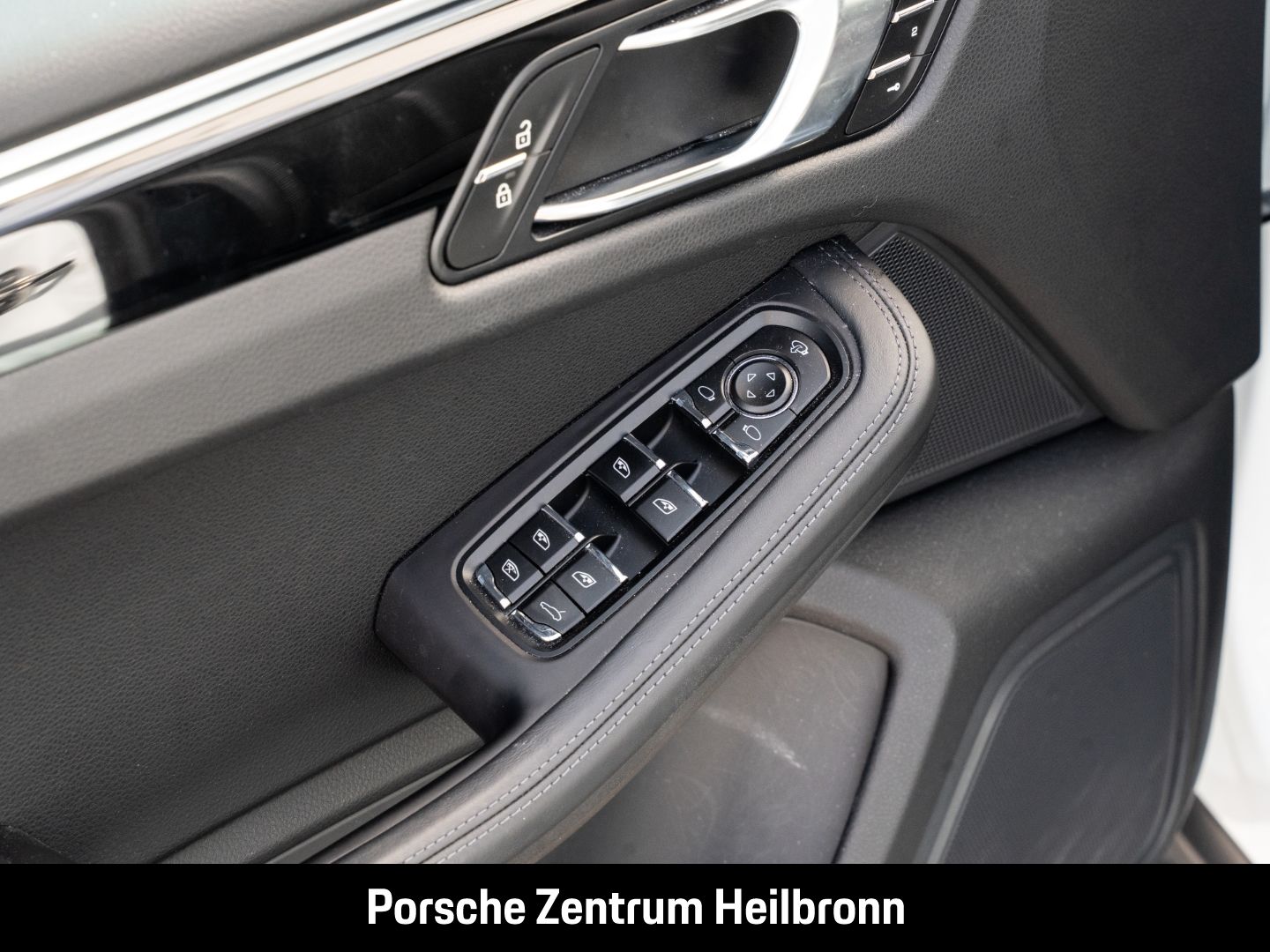 Porsche Macan S Luftfederung Panoramadach Surround-View