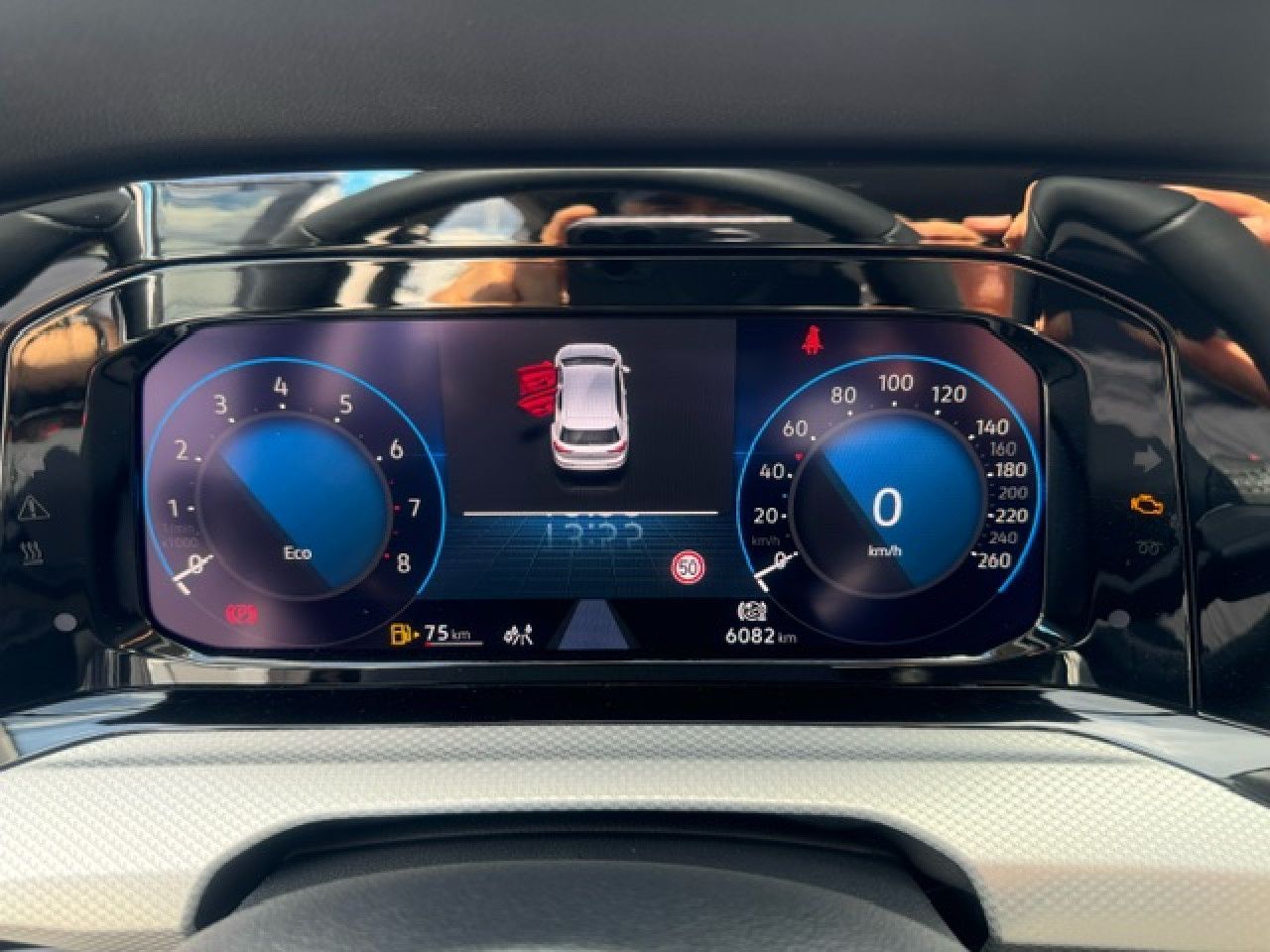 Volkswagen Golf VIII Move 1.5 TSI - Samsaru's Car Outlet