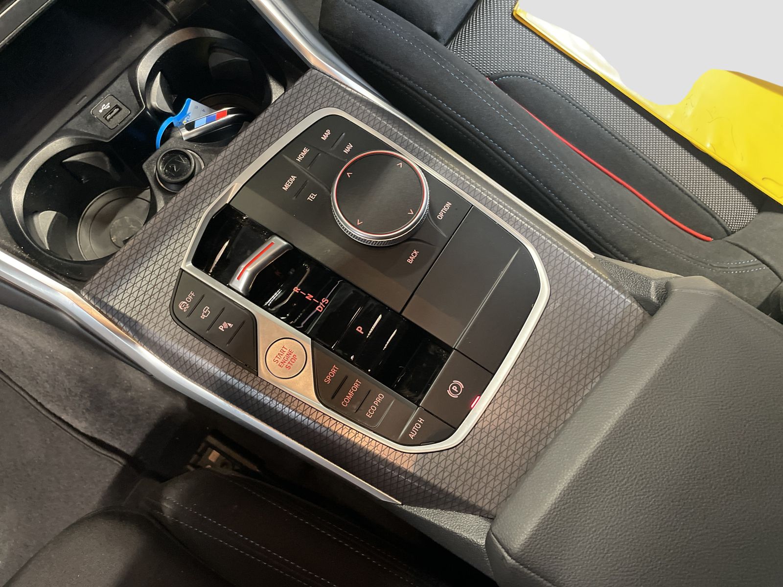 BMW 320d Touring M Sport AHK LiveCockpitProf Kamera
