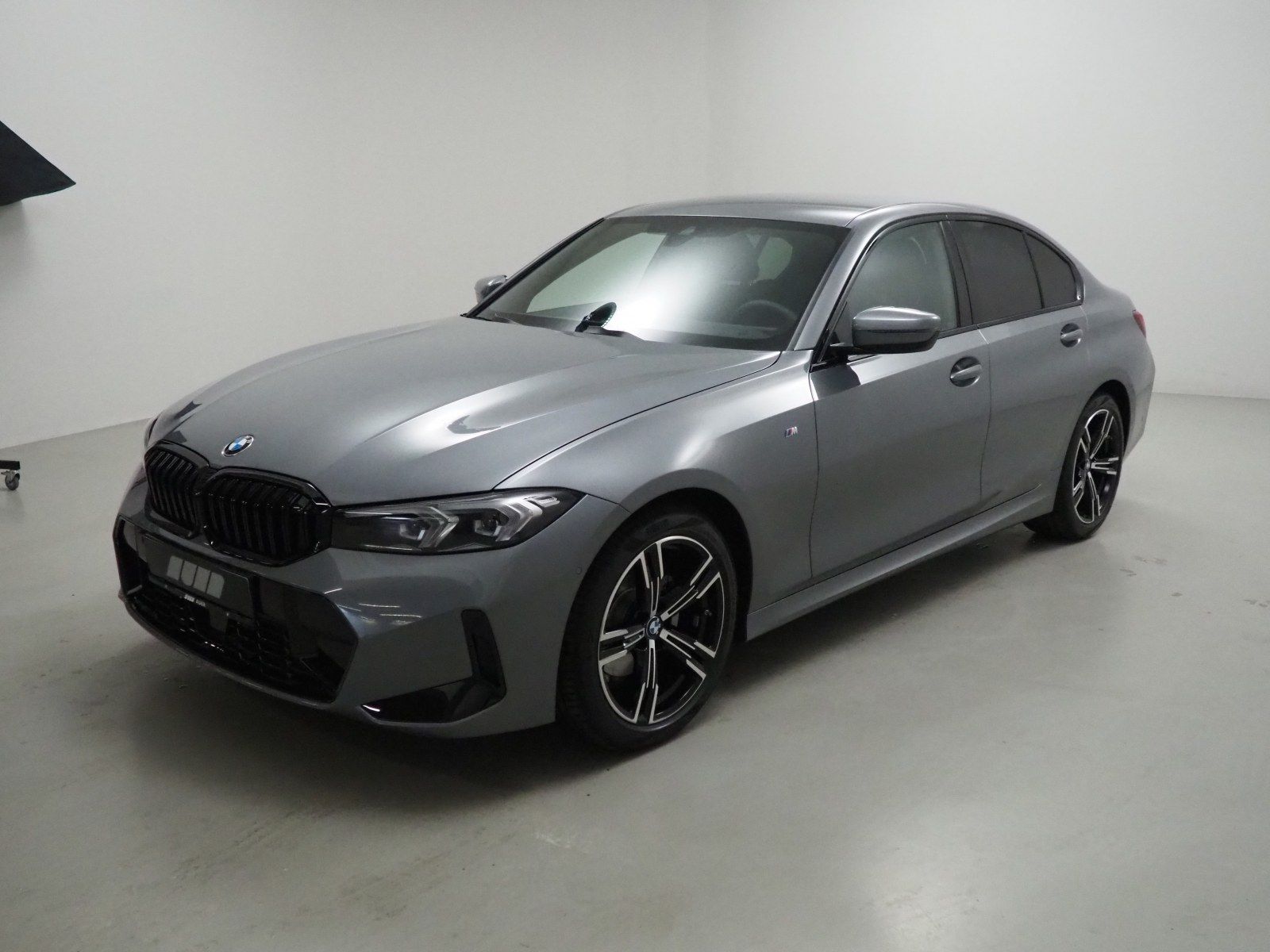 BMW 320D XDRIVE M-Sport - Samsaru's Car Outlet