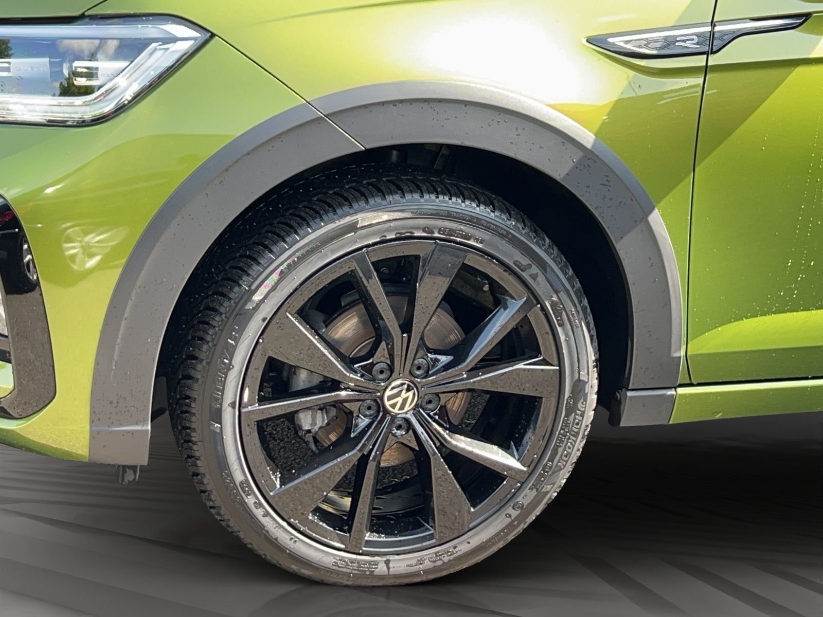 Volkswagen Taigo 1.0 TSI DSG R-Line - Samsaru's Car Outlet