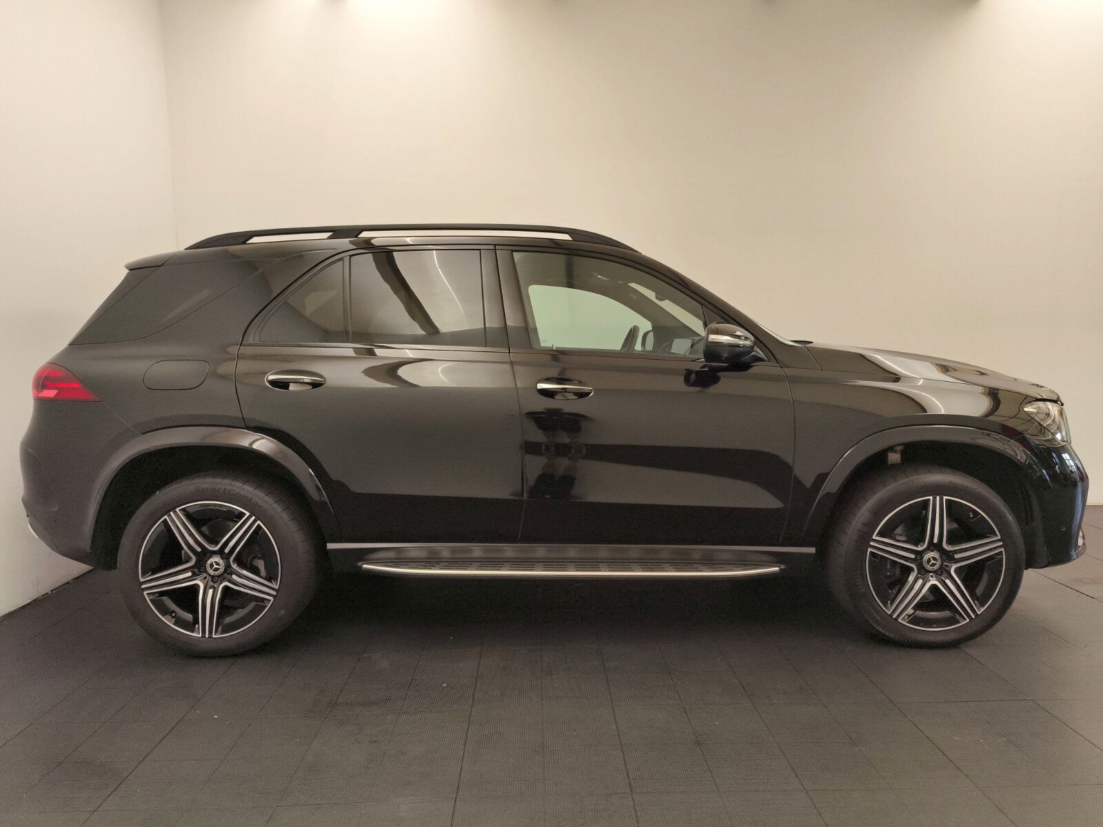 Mercedes-Benz GLE 450 d 4M AMG E-Aktive AHK Akustik Airmatic N