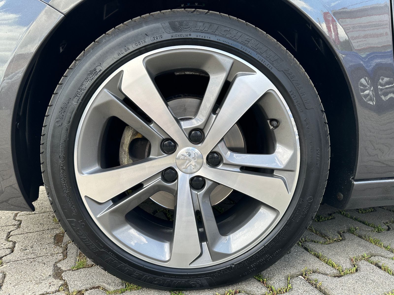Peugeot 308 SW Allure - Samsaru's Car Outlet